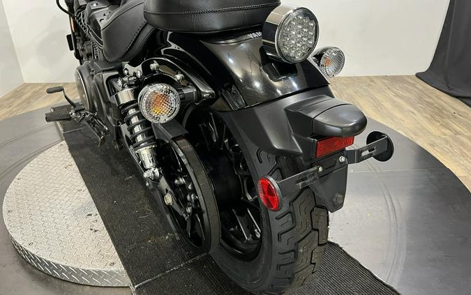2014 Yamaha Motor Corp., USA Bolt™