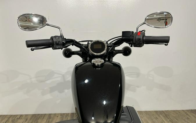 2014 Yamaha Motor Corp., USA Bolt™