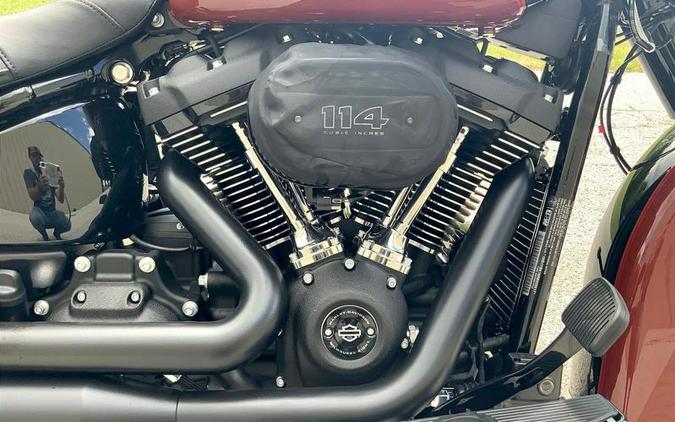 2024 Harley-Davidson® FLHCS - Heritage Classic