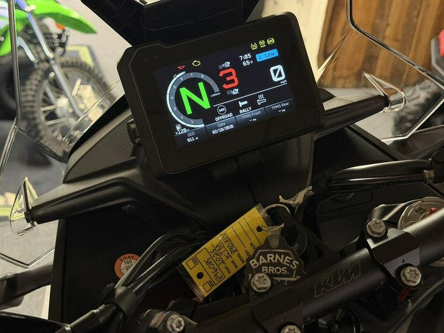 2025 KTM 890 Adventure R