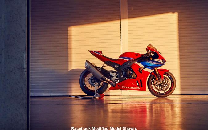 2026 Honda CBR1000RR-R Fireblade SP