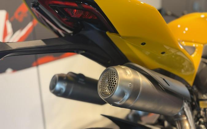 2026 Ducati STREETFIGHTER V2S