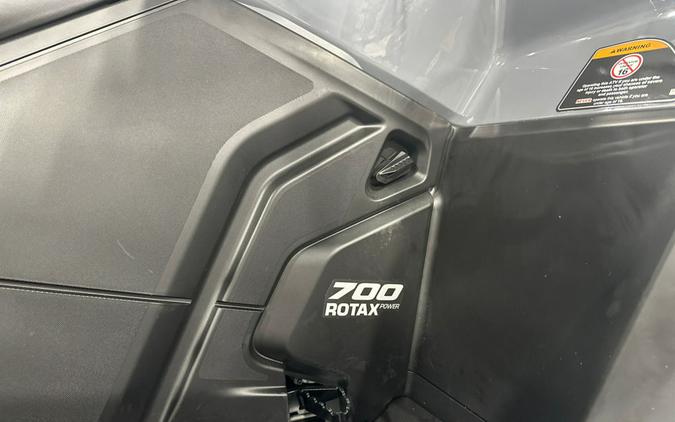 2024 Can-Am® Outlander MAX DPS 700