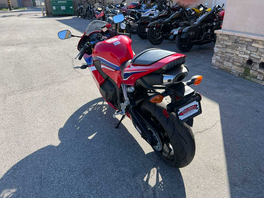 2024 HONDA CBR600RR