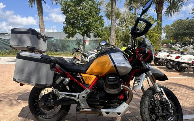 2023 Moto Guzzi V85 TT Adventure