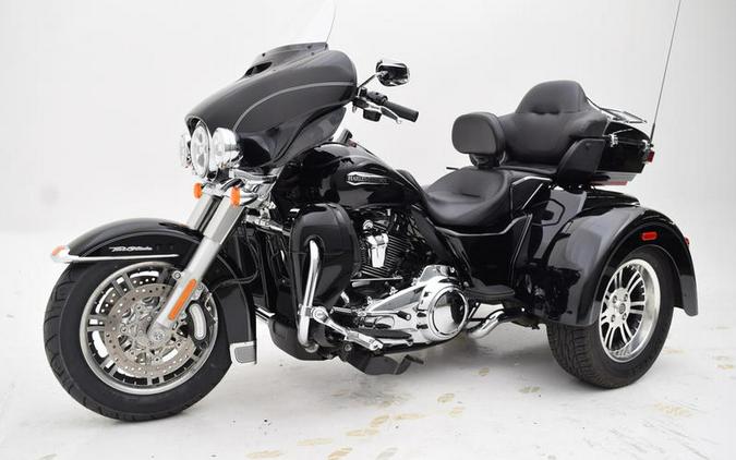 2017 Harley-Davidson® FLHTCUTG - Tri Glide® Ultra