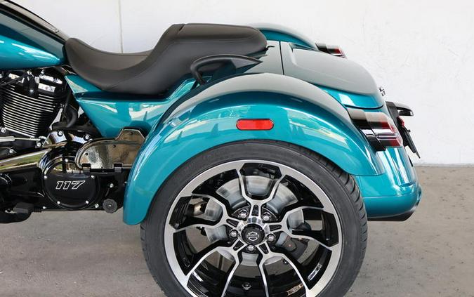 2026 Harley-Davidson® FLTRT - Road Glide® 3