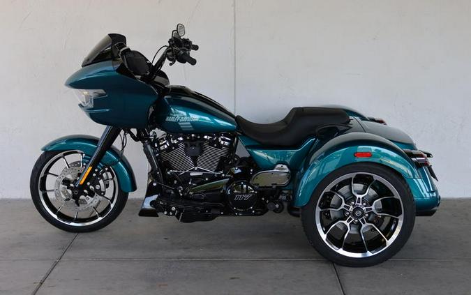 2026 Harley-Davidson® FLTRT - Road Glide® 3