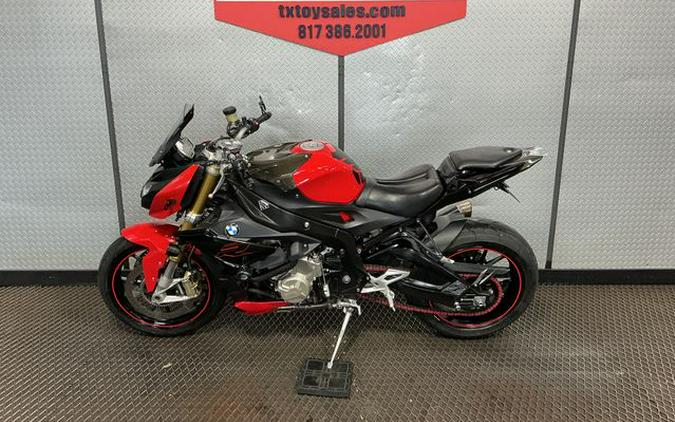 2017 BMW S 1000 R