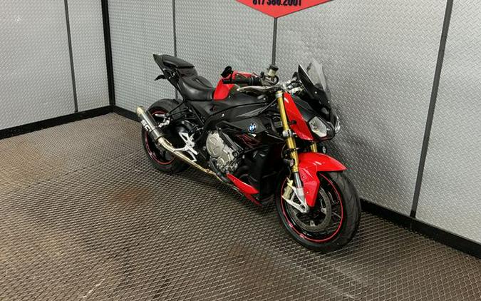 2017 BMW S 1000 R