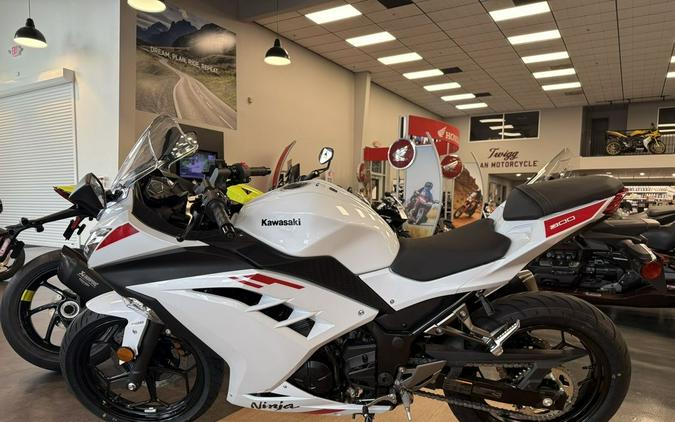 2026 Kawasaki Ninja® 300 ABS