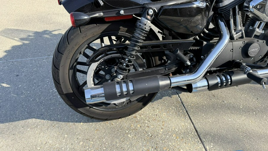 2016 Harley-Davidson® Roadster™