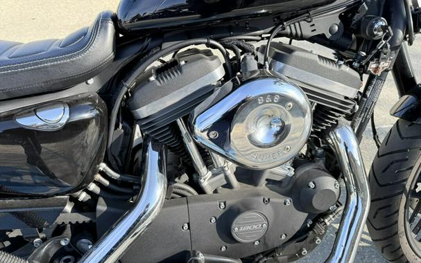 2016 Harley-Davidson® Roadster™