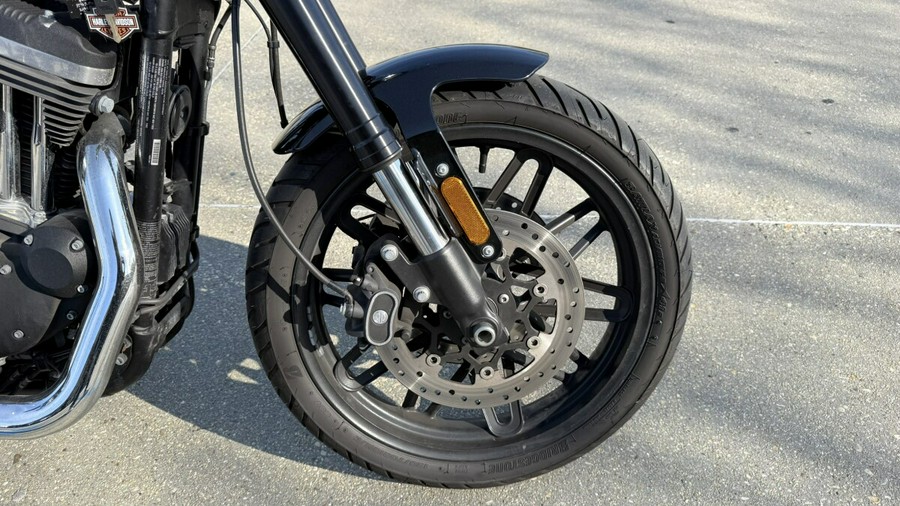 2016 Harley-Davidson® Roadster™