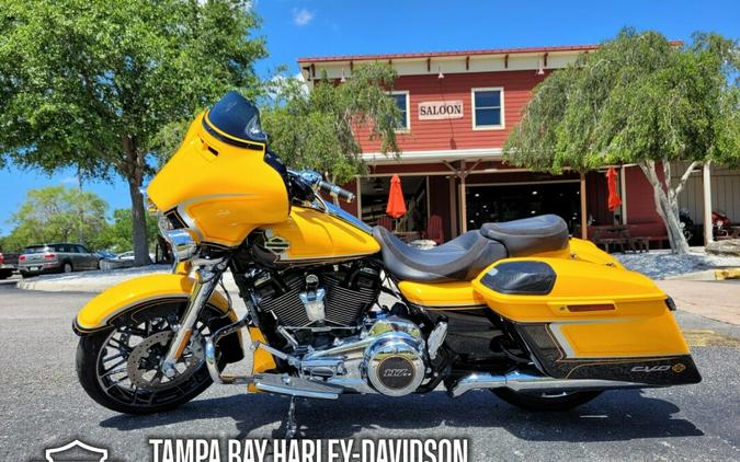 2022 Harley-Davidson CVO™ Street Glide