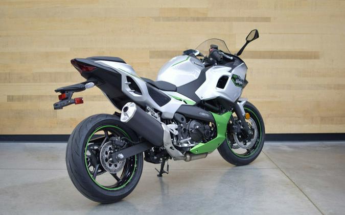 2024 Kawasaki Ninja 7 Hybrid ABS