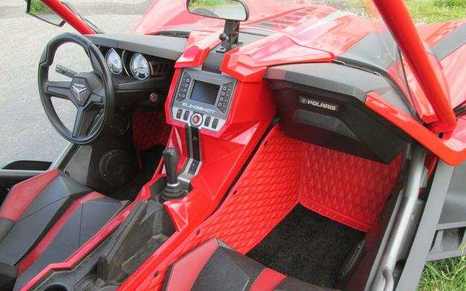 2015 Polaris Slingshot® Reverse Trike SL