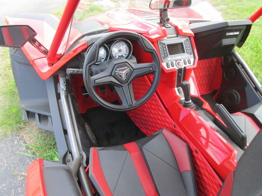 2015 Polaris Slingshot® Reverse Trike SL