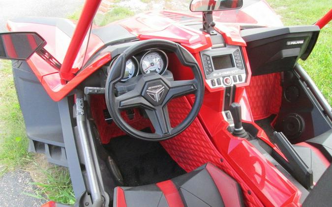 2015 Polaris Slingshot® Reverse Trike SL