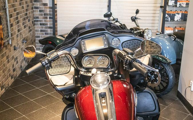 2016 Road Glide® Ultra (FLTRU)