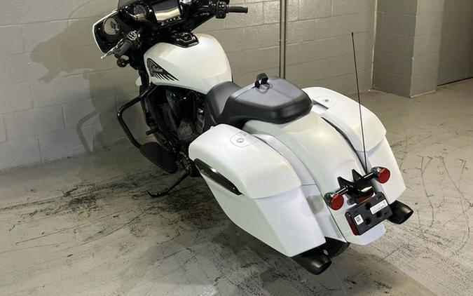 2025 Indian Chieftain Powerplus Dark Horse Ghost White Metallic Smoke