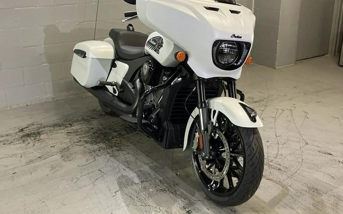 2025 Indian Chieftain Powerplus Dark Horse Ghost White Metallic Smoke