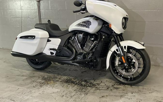 2025 Indian Chieftain Powerplus Dark Horse Ghost White Metallic Smoke