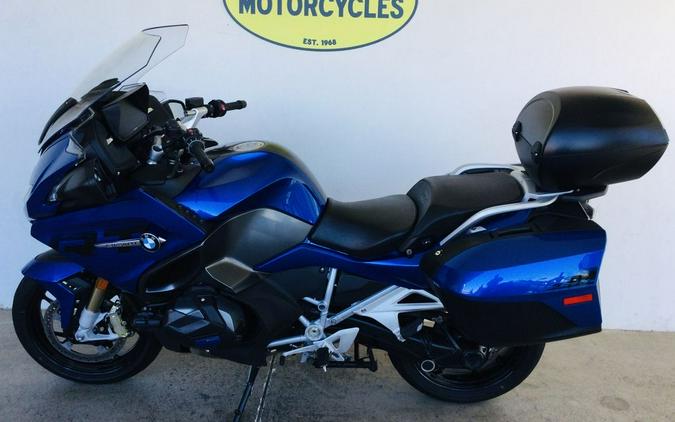 2022 BMW R 1250 RT Racing Blue Metallic