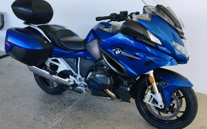 2022 BMW R 1250 RT Racing Blue Metallic