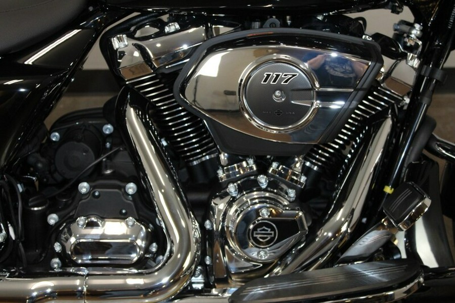 Harley-Davidson® Road Glide™ 2025 FLTRX 84649287 VIVID BLACK