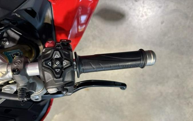 2026 Ducati Panigale V2