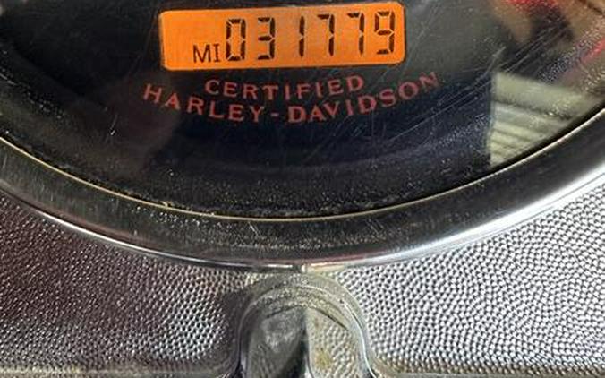 2006 Harley-Davidson® FLSTC - Softail® Heritage Classic