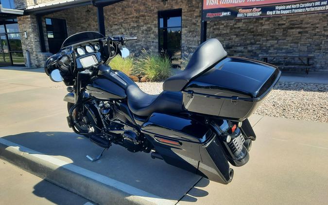 2018 Harley-Davidson® Street Glide® Special Vivid Black