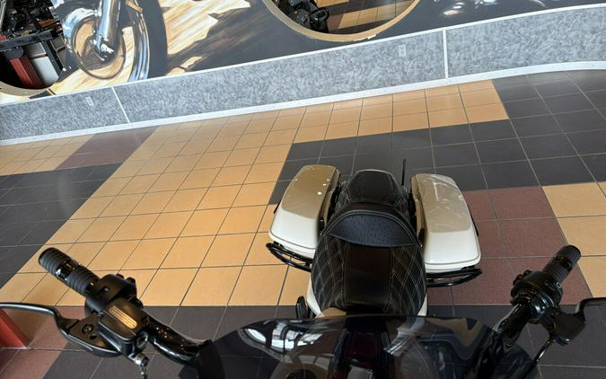 FLHXS 2022 Street Glide® Special