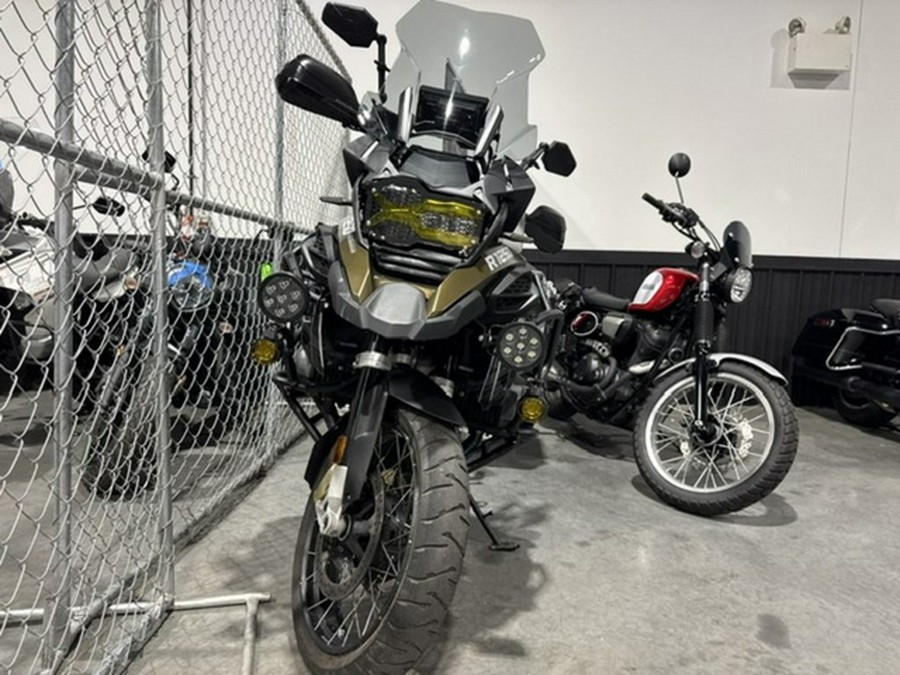 2019 BMW 19RA