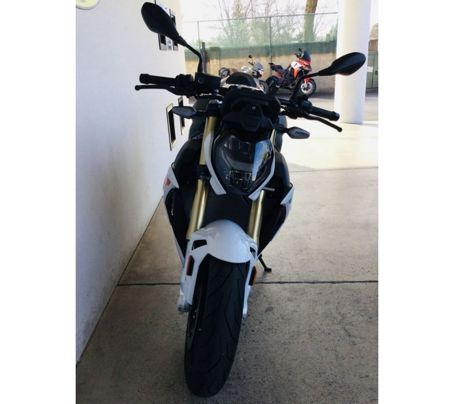 2024 BMW S 1000 R Light White/M Motorsport