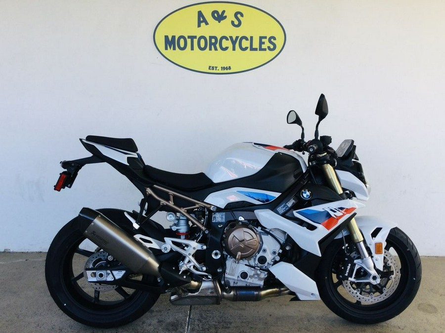 2024 BMW S 1000 R Light White/M Motorsport