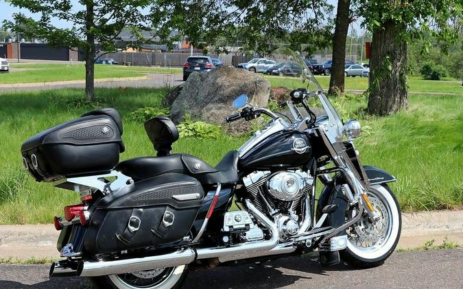 2009 Harley-Davidson® FLHRC - Road King® Classic