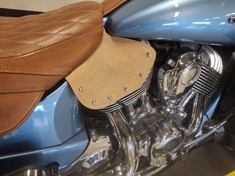 2016 Indian Motorcycle® Roadmaster® Blue Diamond