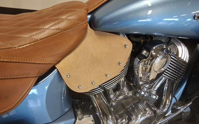 2016 Indian Motorcycle® Roadmaster® Blue Diamond