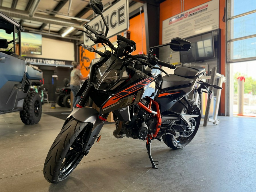2026 KTM 390 Duke
