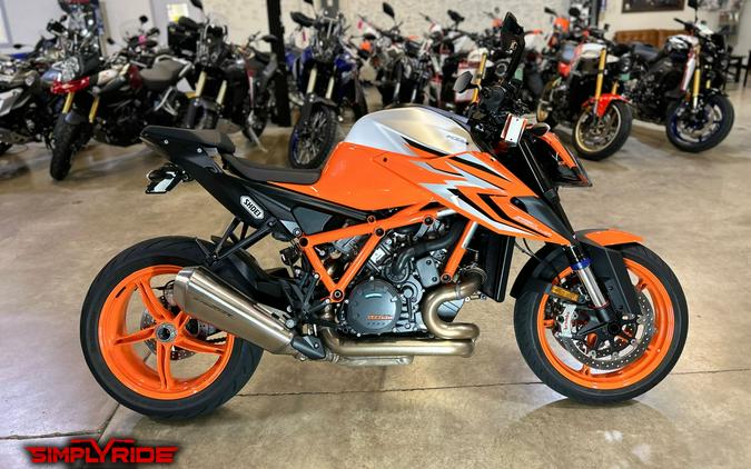 2022 KTM 1290 Super Duke R EVO: MD Ride Review, Part 1 (Bike Reports) (News)