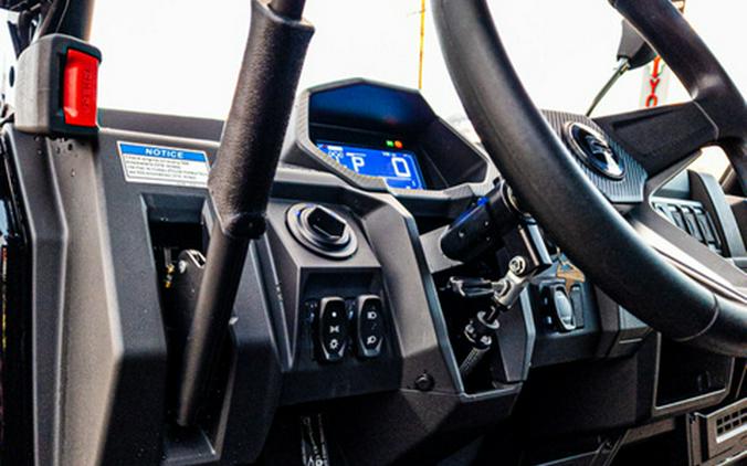 2025 CFMOTO UFORCE 800 XL