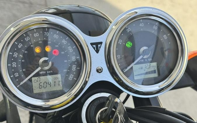 2020 Triumph Bonneville T100 Black Matte Irostone/Matte Black