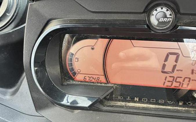 2020 Can-Am Defender Limited HD10