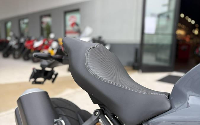 2019 Ducati MONSTER 1200S