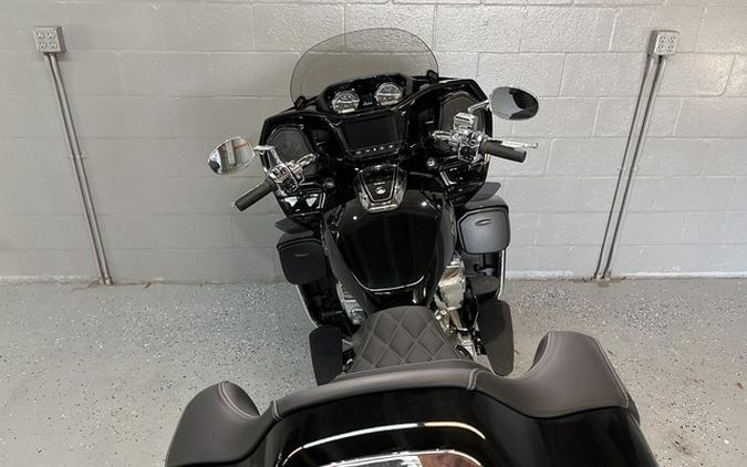 2025 Indian Pursuit Limited 112 Black Metallic