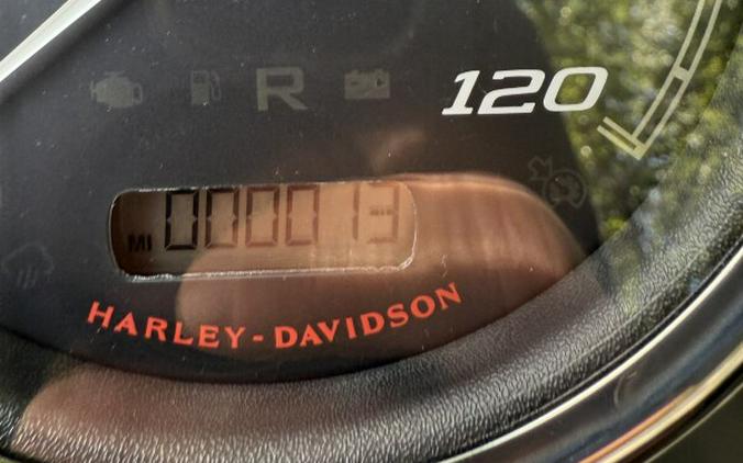 FLHRXS 2025 Road King™ Special