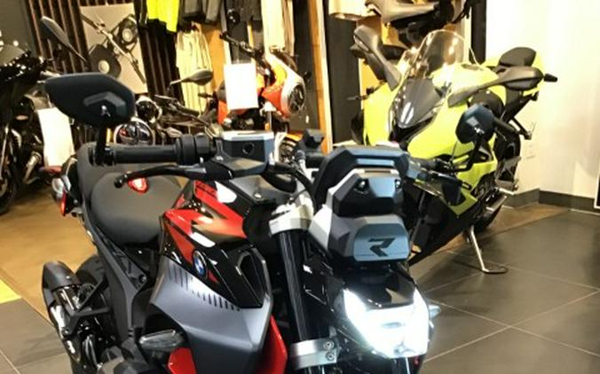 2026 BMW R 1300 R