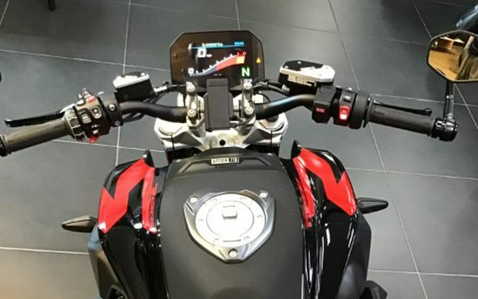 2026 BMW R 1300 R